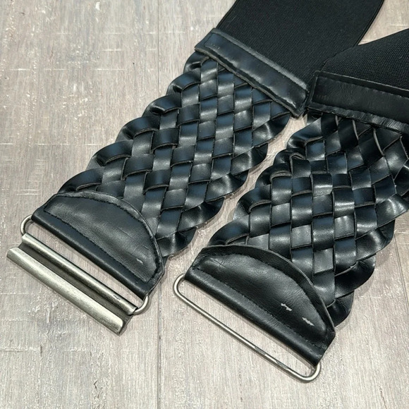 Black High Waist Clip Closure Braid Belt Y2k 2000's - Picture 2 of 3